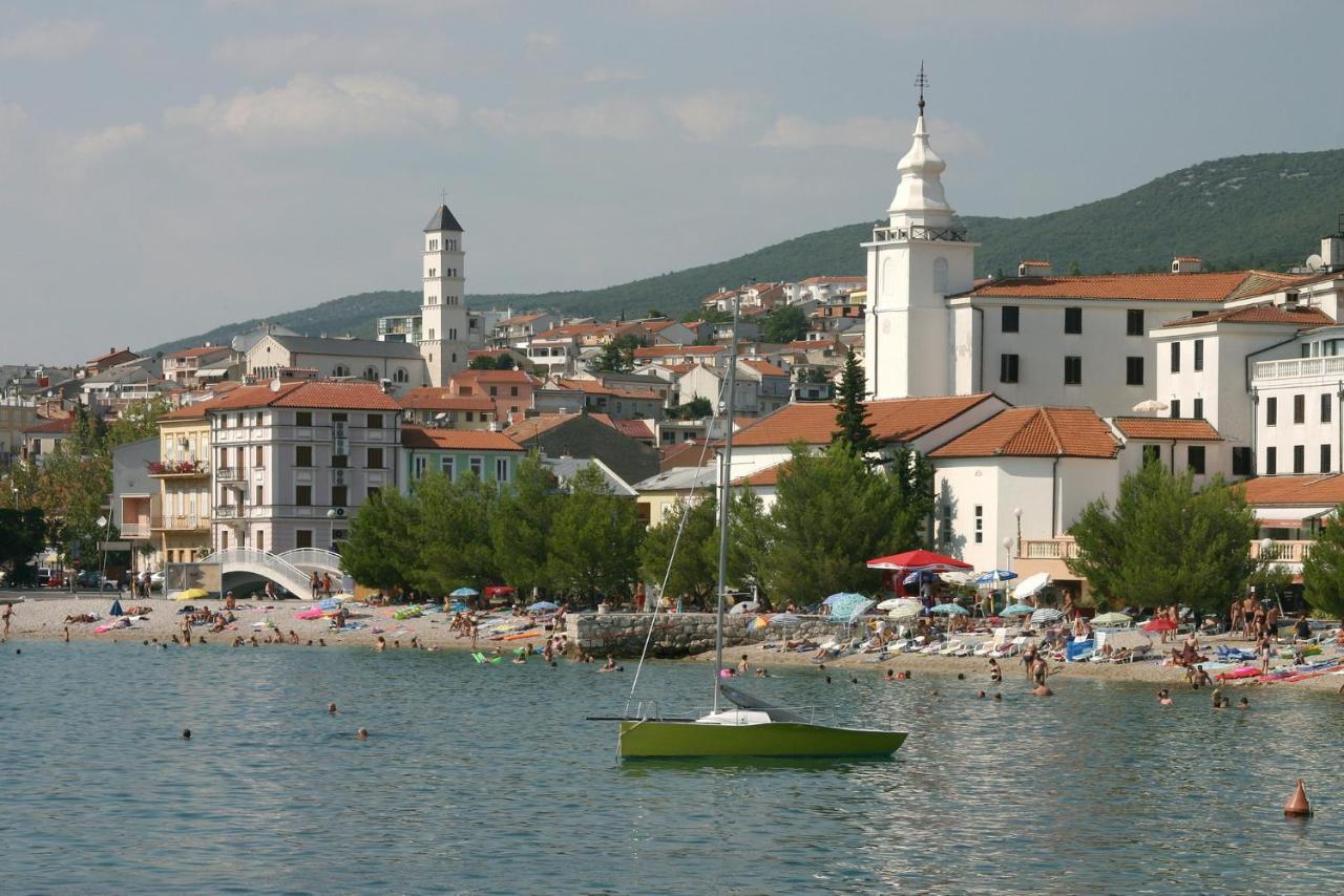 Biro App 4+1 Pax Apartment Crikvenica Exterior photo