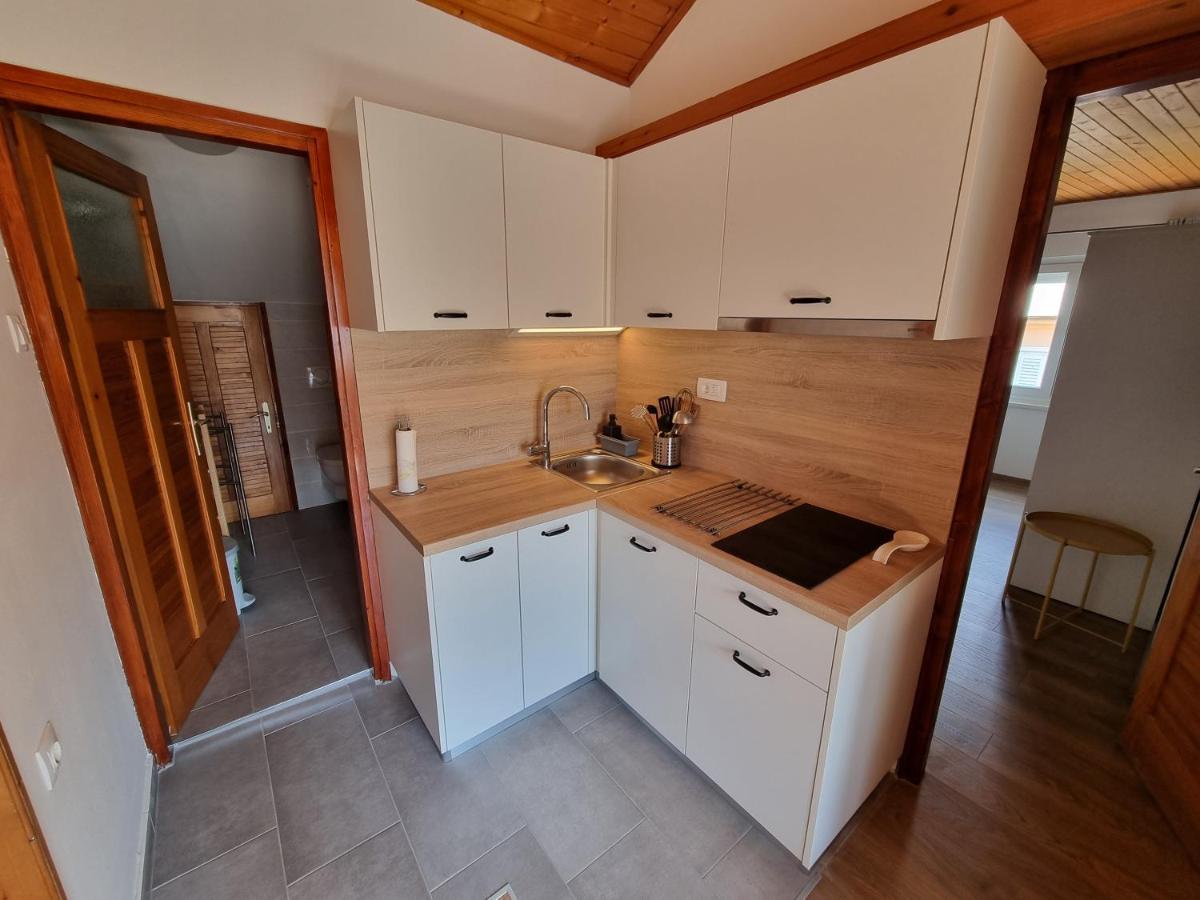 Biro App 4+1 Pax Apartment Crikvenica Exterior photo